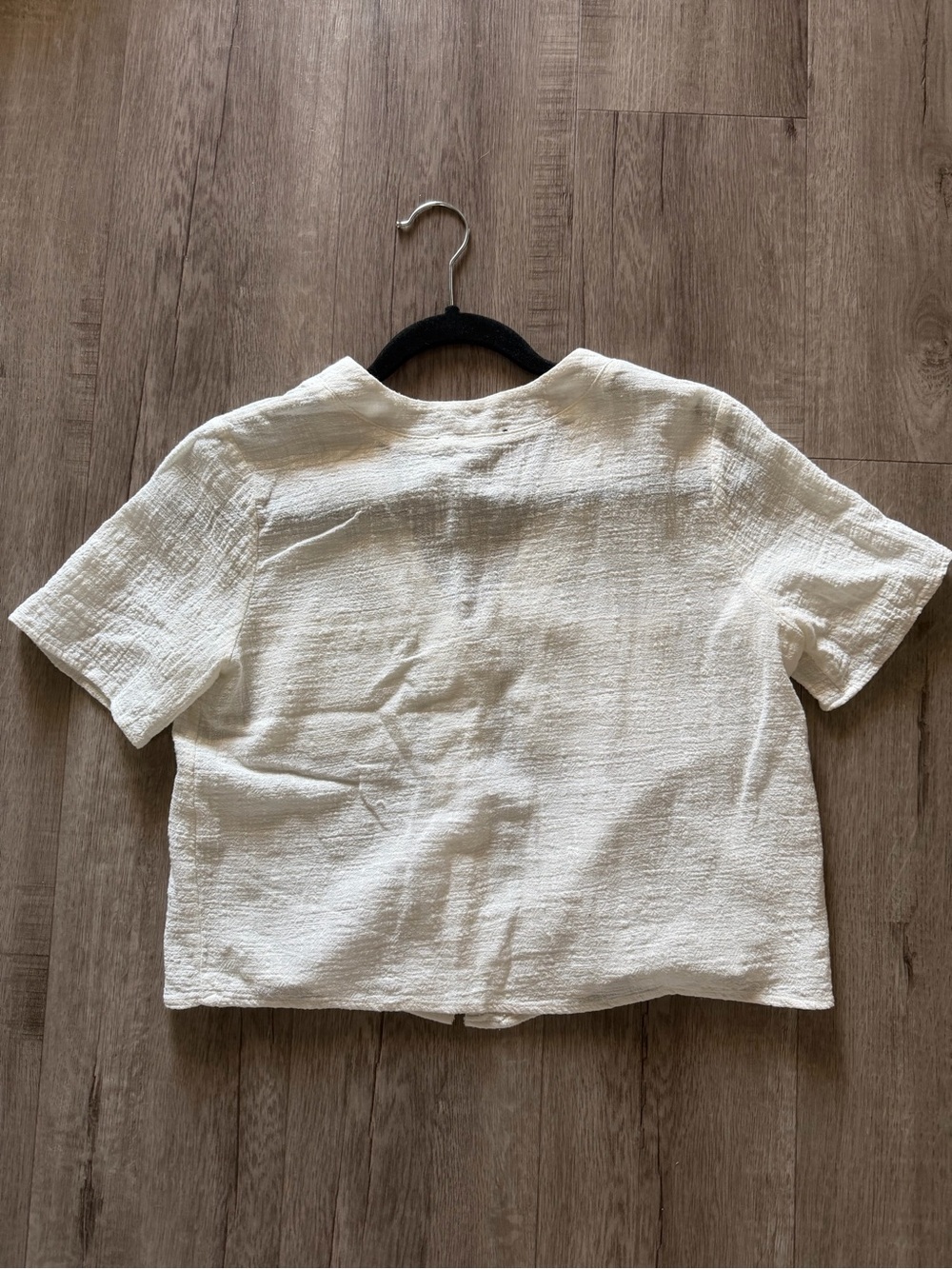 Lulus Button-Front Textured Crop Top - Picture 2 of 3